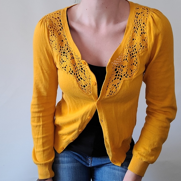 Cardigan with Knit Detailing - Picture 8 of 10